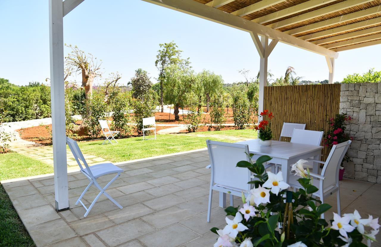 Borgo Fiorito Relais Bed & Breakfast Parabita Exterior photo