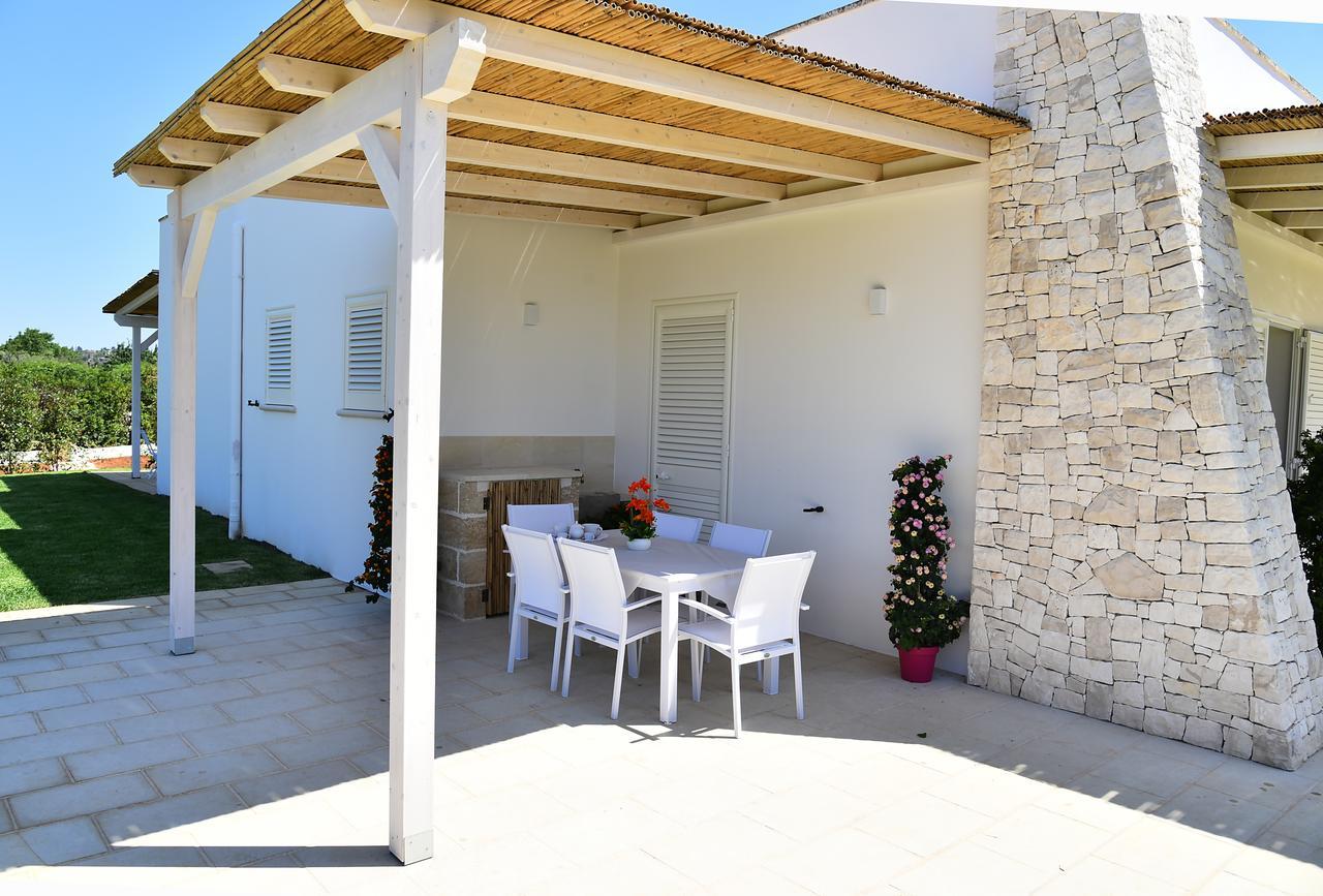 Borgo Fiorito Relais Bed & Breakfast Parabita Exterior photo