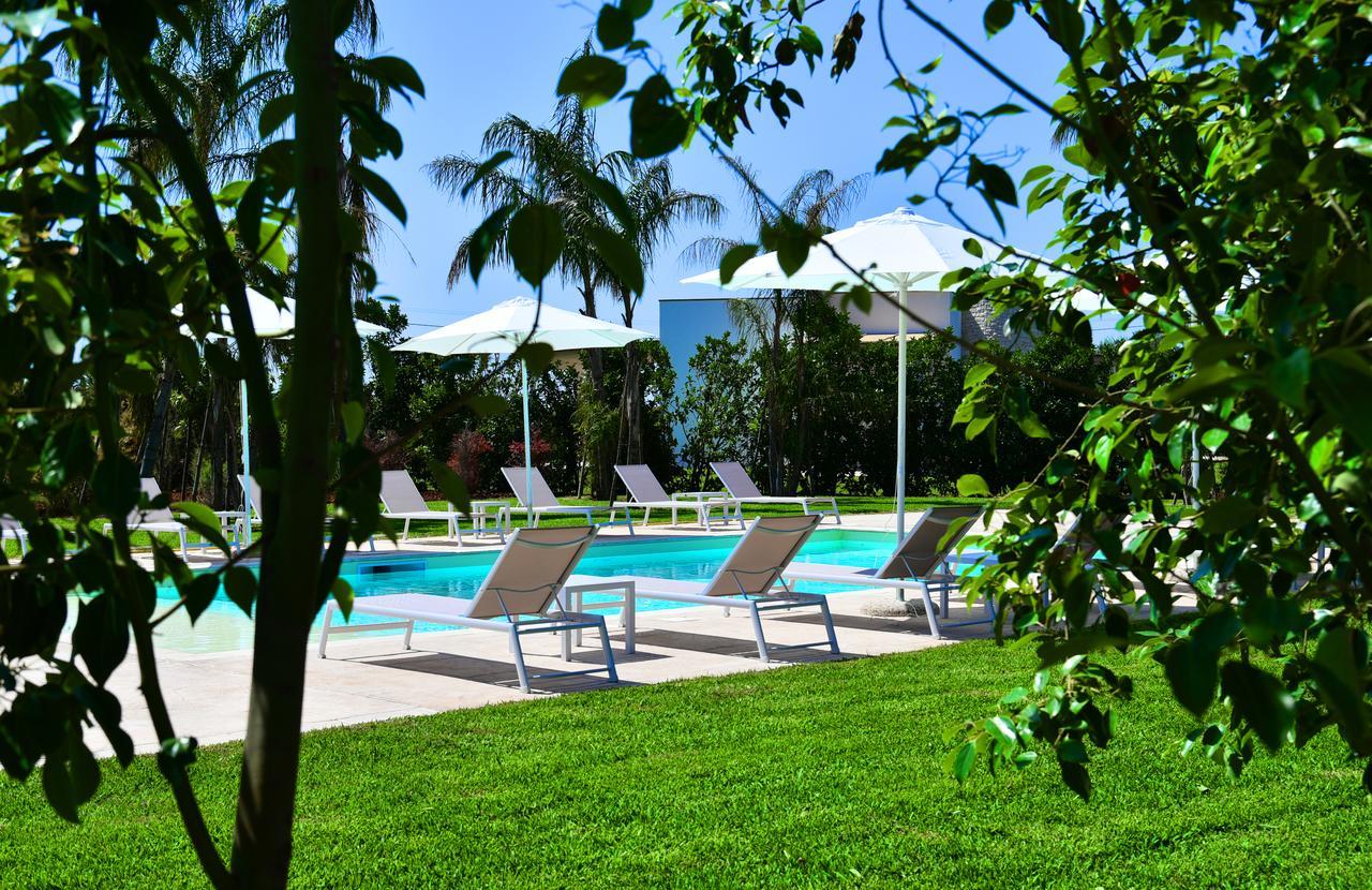 Borgo Fiorito Relais Bed & Breakfast Parabita Exterior photo