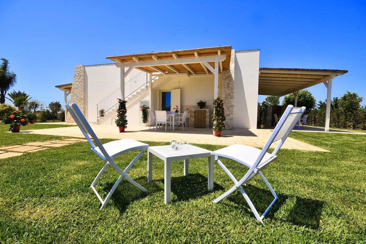 Borgo Fiorito Relais Bed & Breakfast Parabita Exterior photo