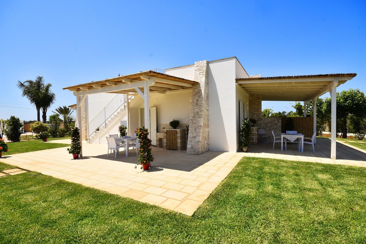 Borgo Fiorito Relais Bed & Breakfast Parabita Exterior photo