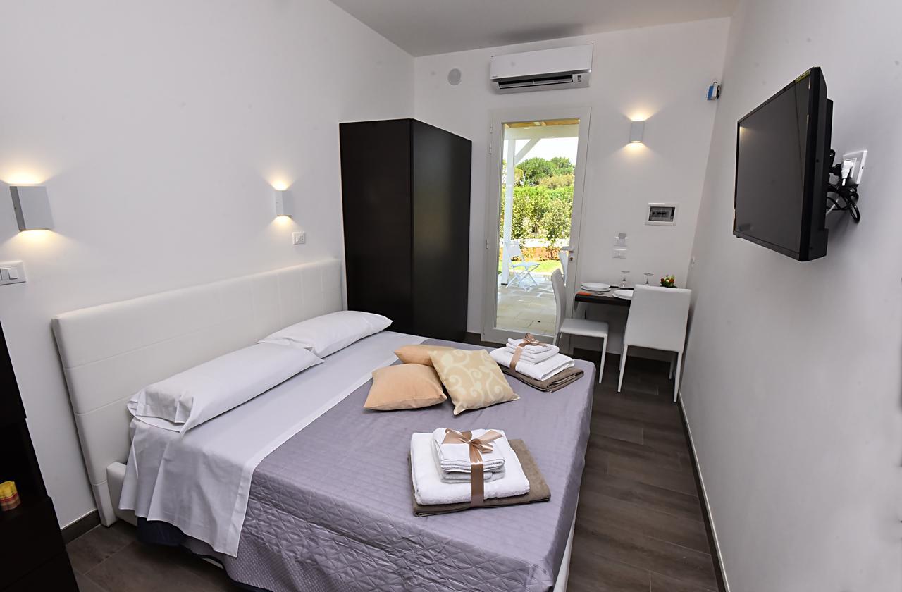 Borgo Fiorito Relais Bed & Breakfast Parabita Exterior photo