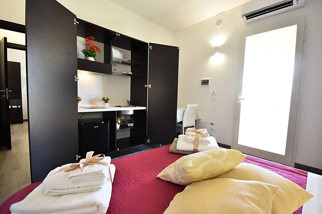 Borgo Fiorito Relais Bed & Breakfast Parabita Exterior photo