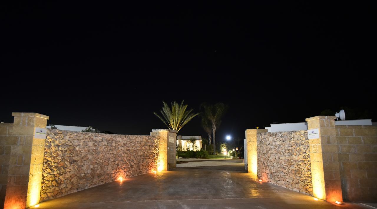 Borgo Fiorito Relais Bed & Breakfast Parabita Exterior photo